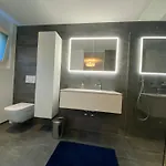 Luxusloft Mit Warmem Outdoor Whirlpool شقة Muhleberg