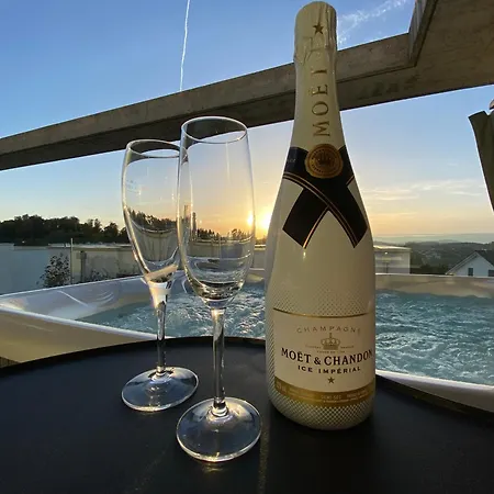 Апартаменты Luxusloft Mit Warmem Outdoor Whirlpool *